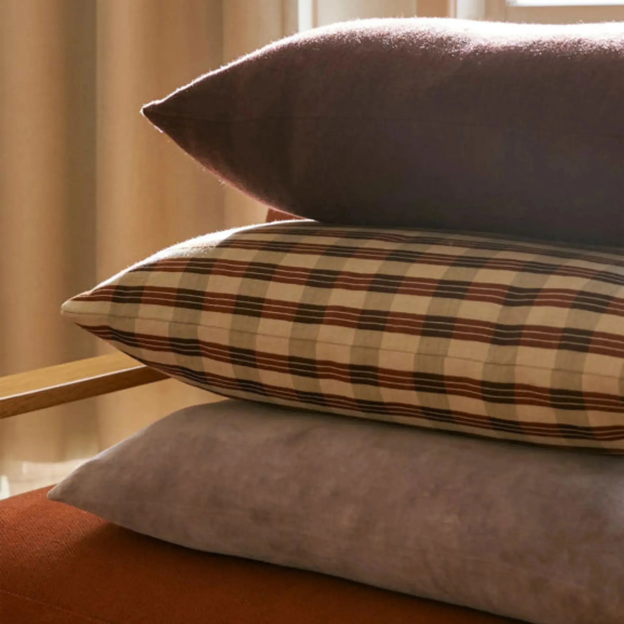 Folio Cushion - Russet
