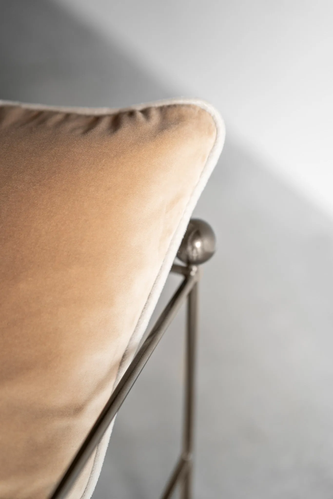 Sierra Chair x Tali Roth Interior Design